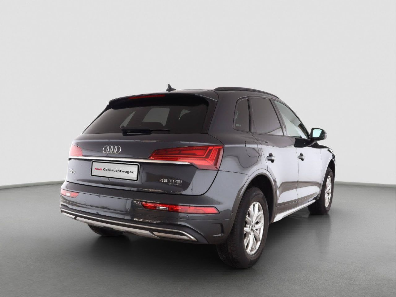 Fahrzeugabbildung Audi Q5 45 TFSI quattro S tronic advanced |Matrix|ACC