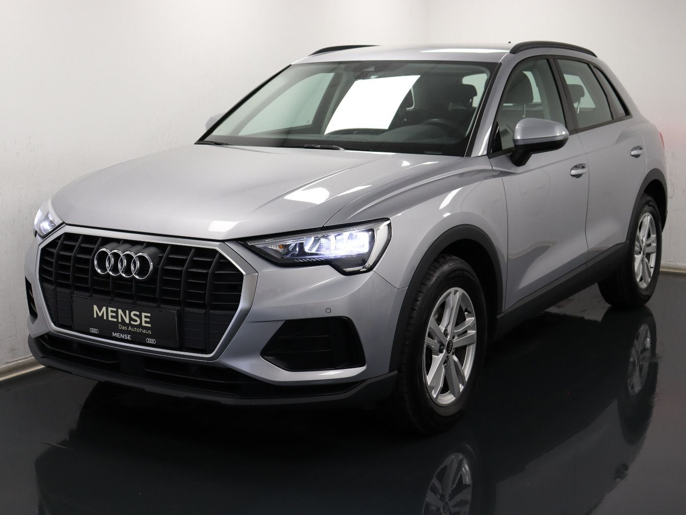 Fahrzeugabbildung Audi Q3 35 TDI S tronic |CarPlay|SpurH|AkustikGlas|LM