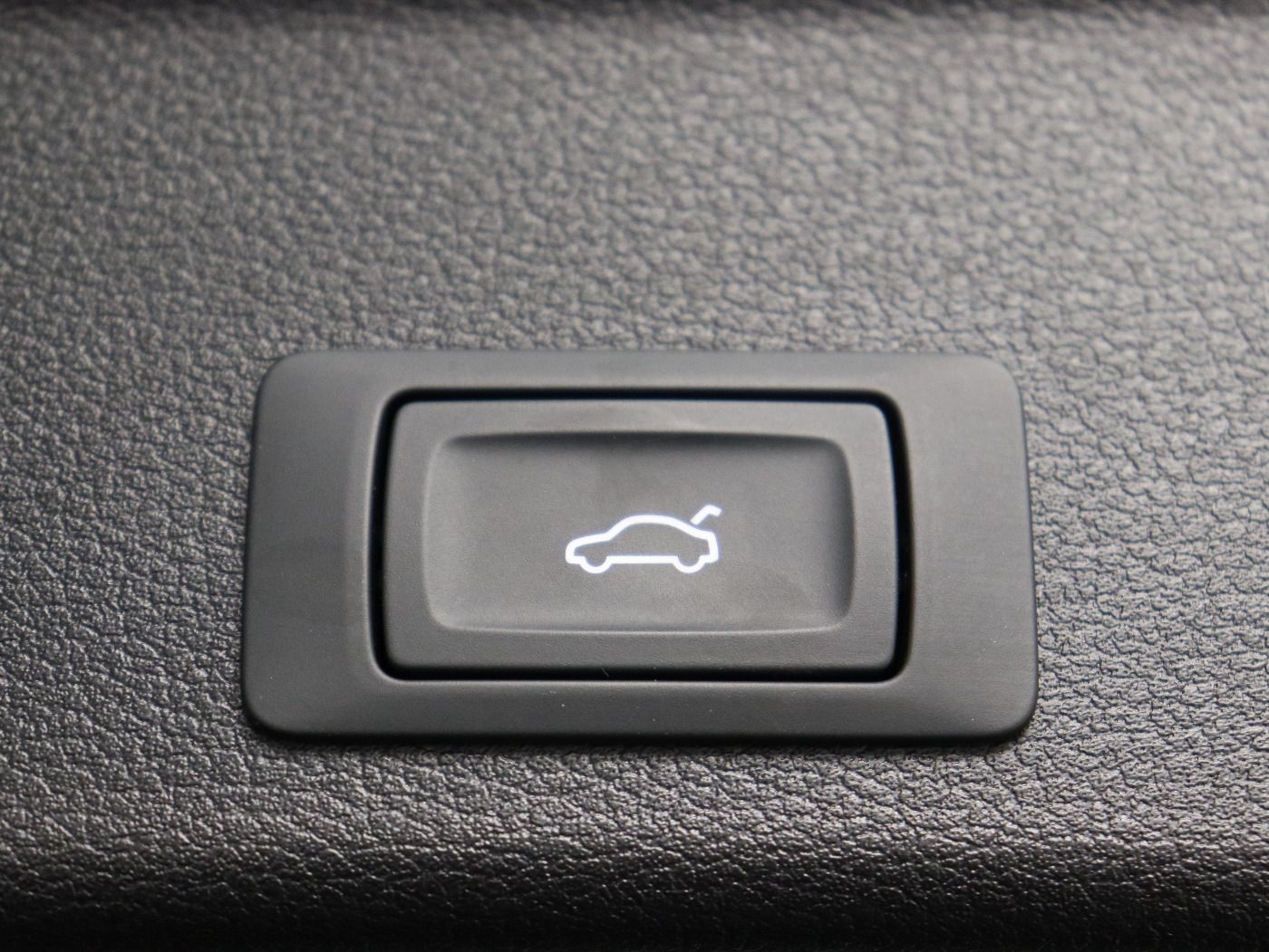 Fahrzeugabbildung Audi A4 allroad 50 TDI quattro tiptronic |Pano|FLA