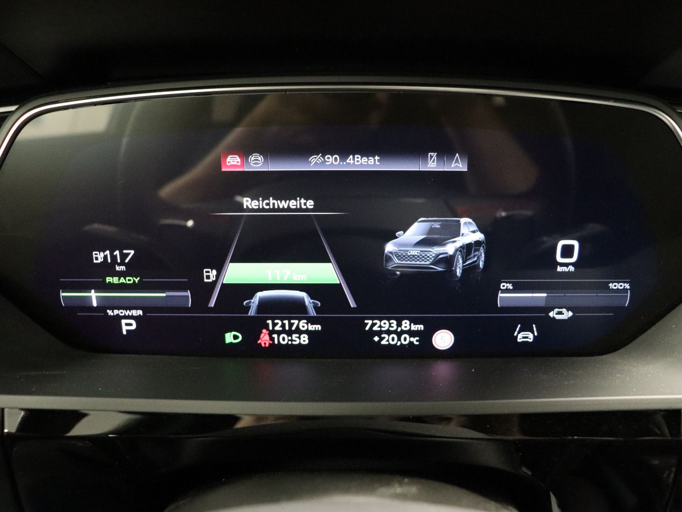 Fahrzeugabbildung Audi Q8 e-tron 55 quattro S-Line Matrix|HUD|Luft|LM