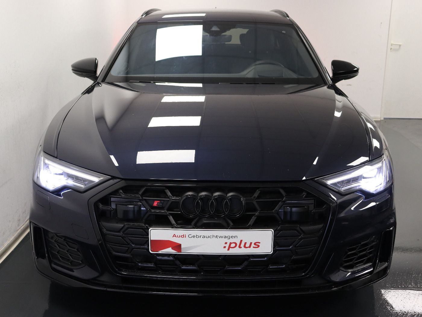 Fahrzeug autohaus mense Fahrzeugabbildung Audi S6 Avant 3.0 TDI Quattro S tronic Matrix|AHK|HUD
