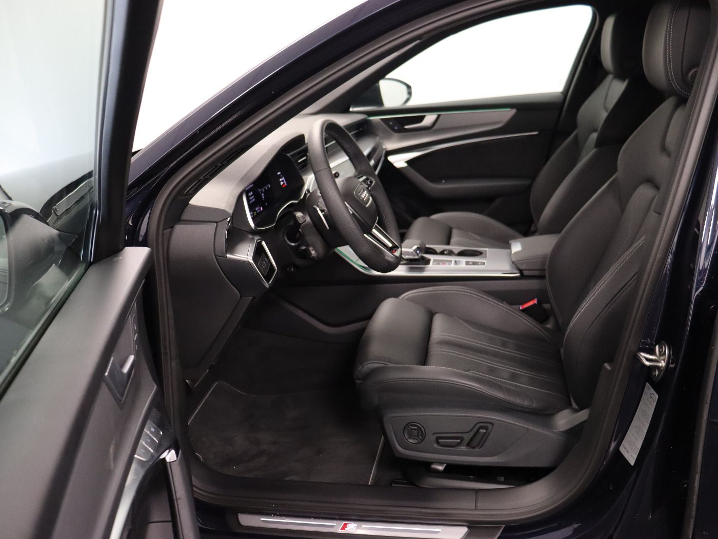 Fahrzeug autohaus mense Fahrzeugabbildung Audi S6 Avant 3.0 TDI Quattro S tronic Matrix|AHK|HUD