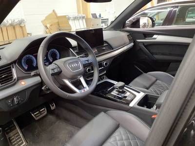 Fahrzeugabbildung Audi Q5 45 TFSI quattro S tronic S-Line Matrix|AHK|LM