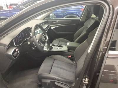 Fahrzeugabbildung Audi A6 Avant 40 TDI quattro S tronic advanced Matrix