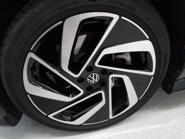 Fahrzeugabbildung Volkswagen ID.7 Tourer Pro IQ.Light|Matrix|CarPlay|h/k|AHK