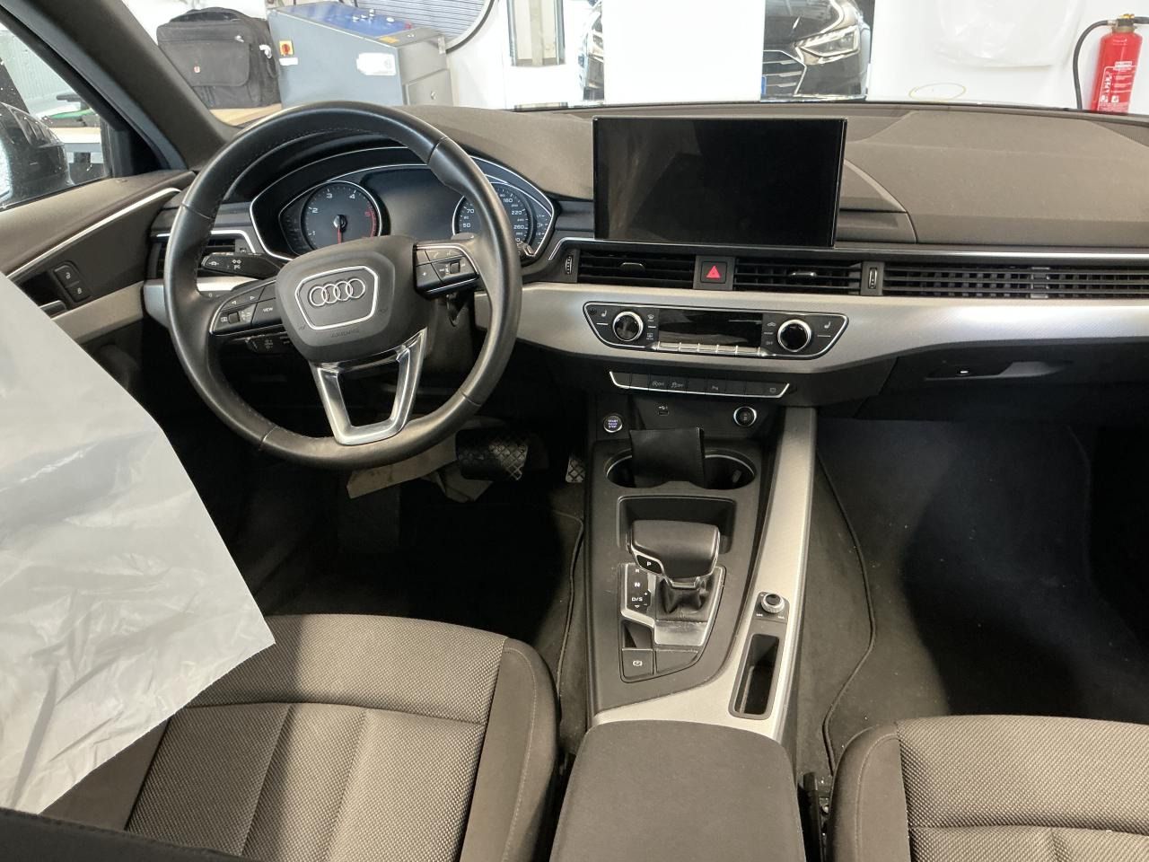 Fahrzeugabbildung Audi A4 Avant 35 TDI S tronic Advanced ACC|LED|Navi