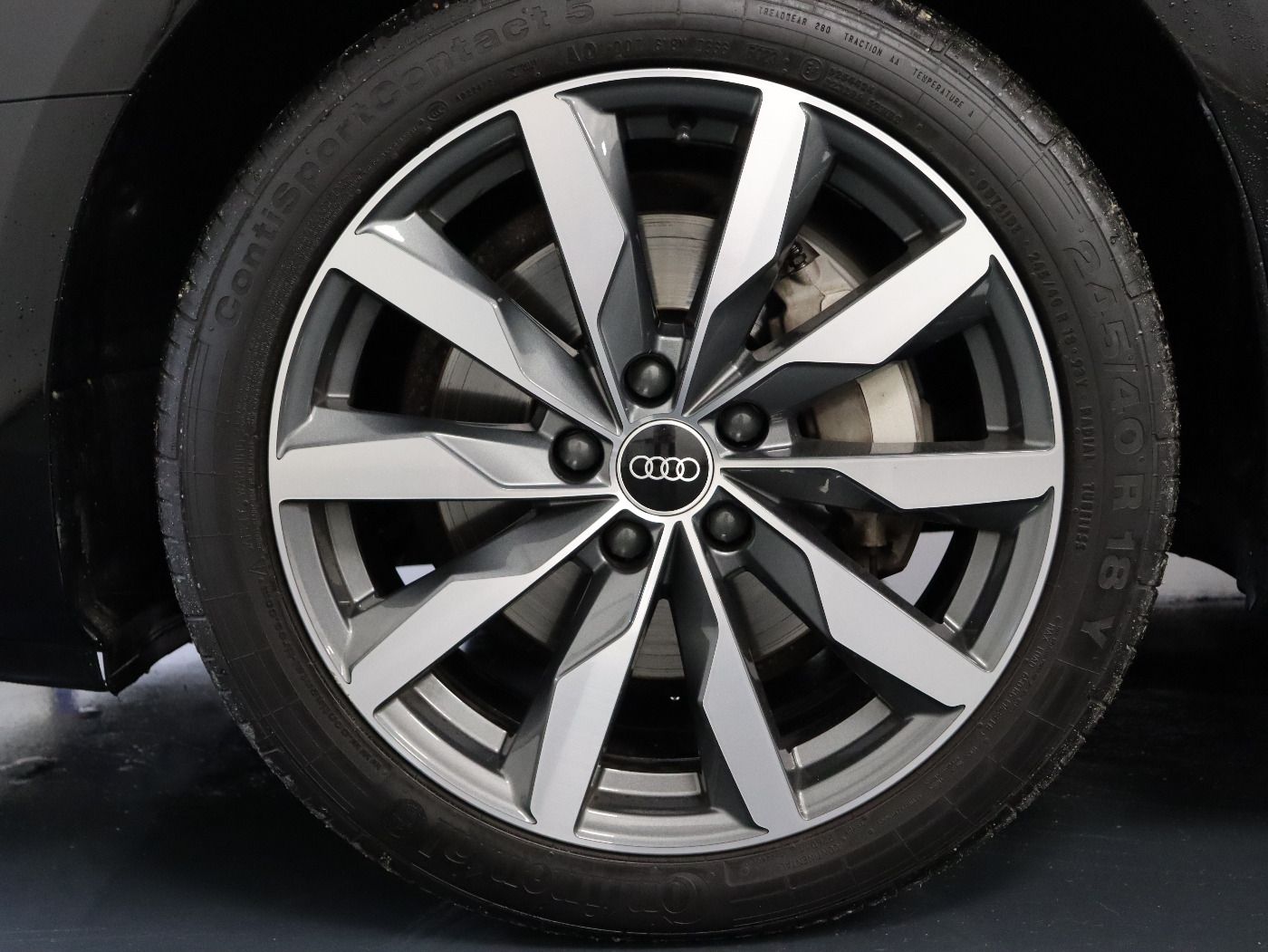 Fahrzeugabbildung Audi A4 Avant 40 TDI quattro S tronic Advanced ACC|LM