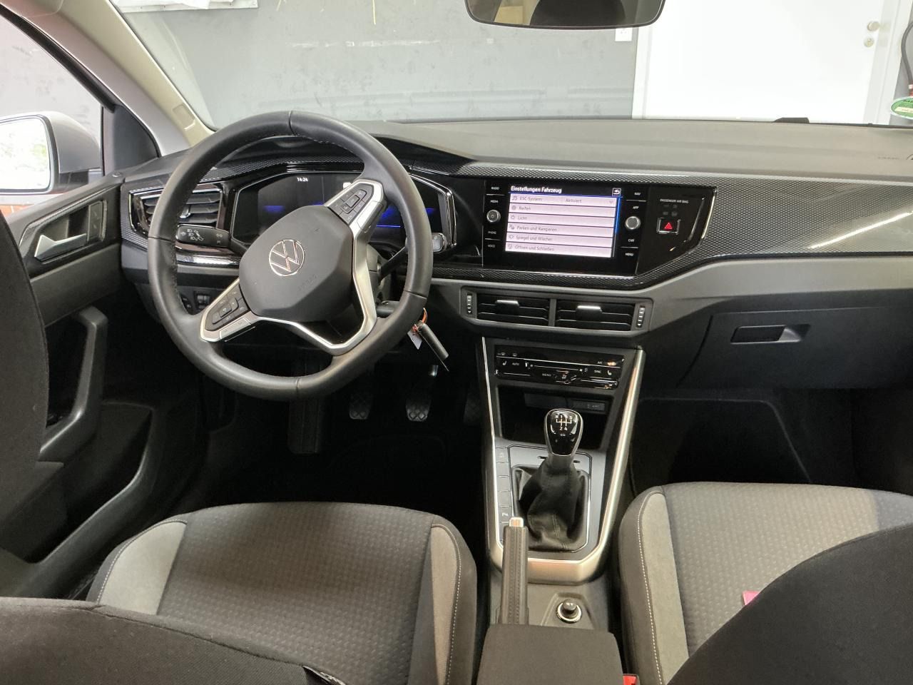 Fahrzeugabbildung Volkswagen Polo 1.0 TSI Life IQ Drive CarPlay|ACC|LED|Navi