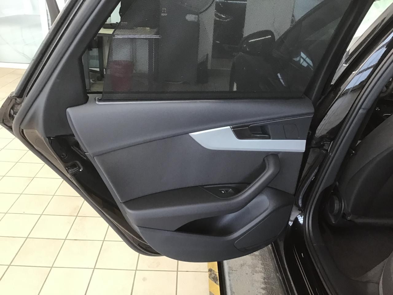 Fahrzeugabbildung Audi A4 Avant 40 TDI quattro S tronic S line Matrix