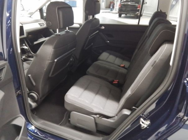 Fahrzeugabbildung Volkswagen Touran 2.0 TDI DSG Comfortline Move IQ.Light|AHK