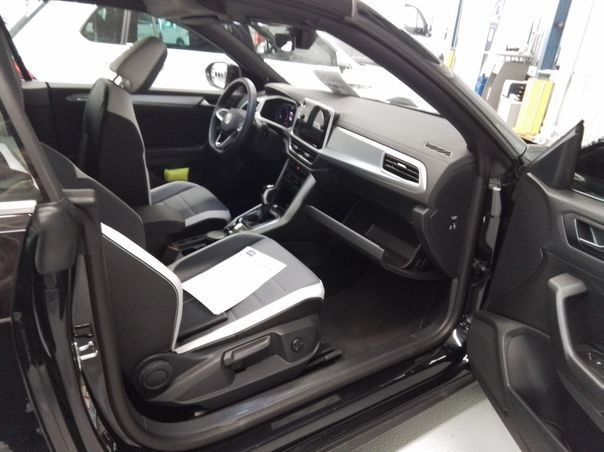 Fahrzeugabbildung Volkswagen T-Roc Cabriolet 1.5 TSI DSG Style IQ.Light|Beats