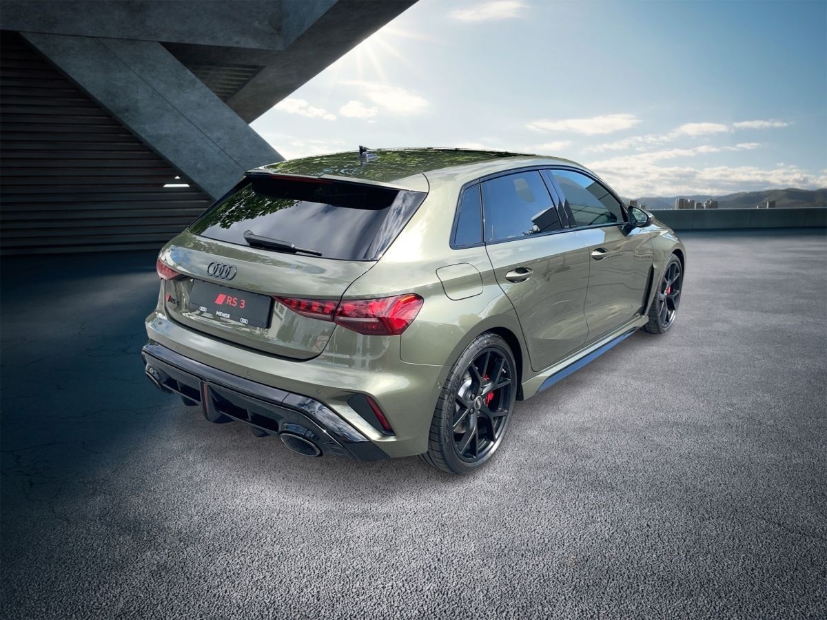 Fahrzeugabbildung Audi RS 3 Sportback quattro Matrix|Pano|280km/h