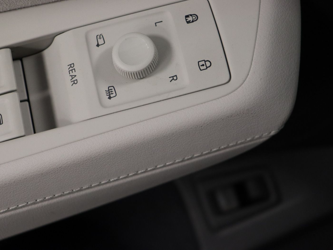 Fahrzeugabbildung Volkswagen ID.7 Tourer Pro IQ.Light|Matrix|CarPlay|h/k|AHK