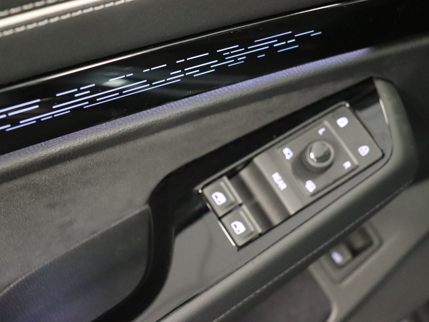 Fahrzeugabbildung Volkswagen ID.7 Tourer Pro IQ.Light|Matrix|CarPlay|h/k|AHK