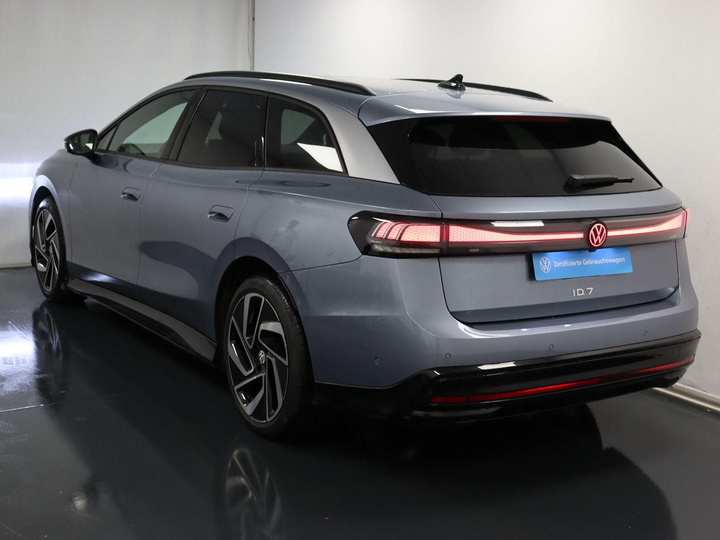 Fahrzeugabbildung Volkswagen ID.7 Tourer Pro IQ.Light|Matrix|CarPlay|h/k|AHK
