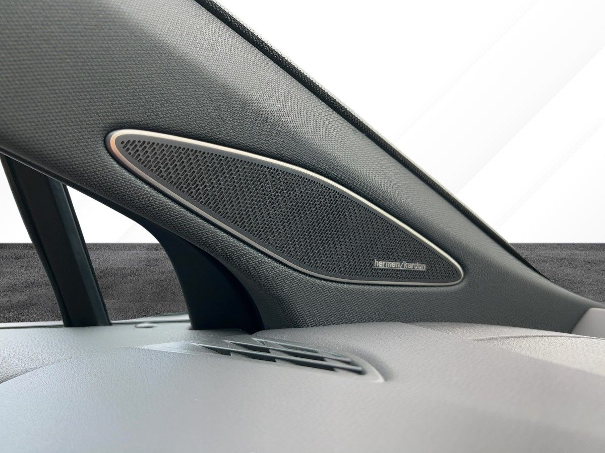 Fahrzeugabbildung Volkswagen ID.7 Tourer Pro 77 kWh AHK Navi 360° Wärmepumpe