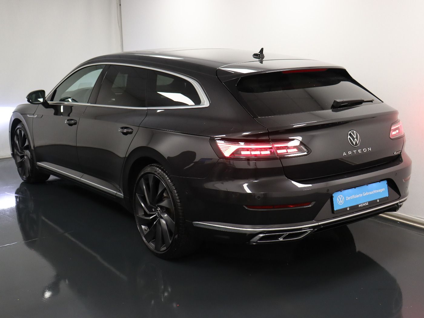 Fahrzeugabbildung Volkswagen Arteon Shooting Brake 2.0 TDI 4 Motion DSG R lin