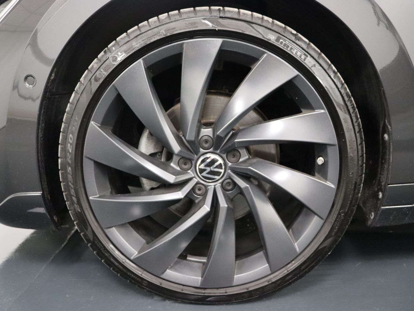 Fahrzeugabbildung Volkswagen Arteon Shooting Brake 2.0 TDI 4 Motion DSG R lin