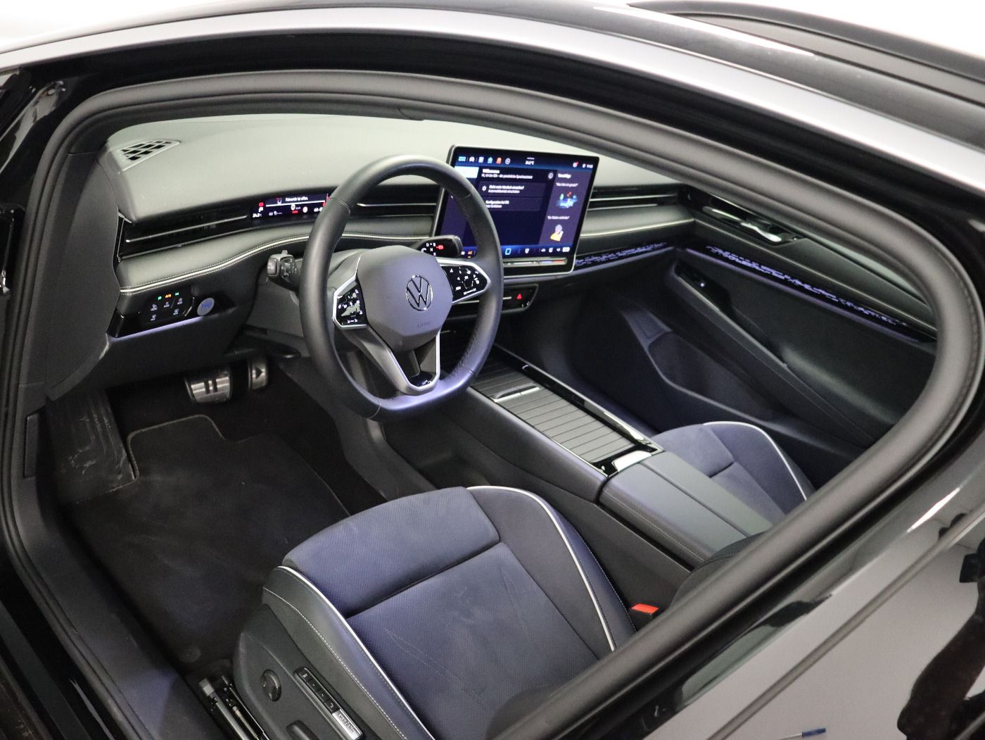 Fahrzeugabbildung Volkswagen ID.7 Tourer Pro IQ.Light|Matrix|CarPlay|h/k|AHK