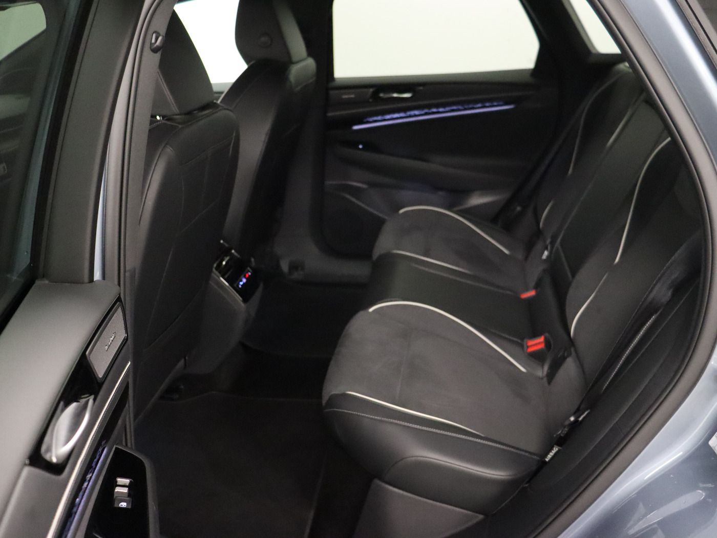 Fahrzeugabbildung Volkswagen ID.7 Tourer Pro IQ.Light|Matrix|CarPlay|h/k|AHK