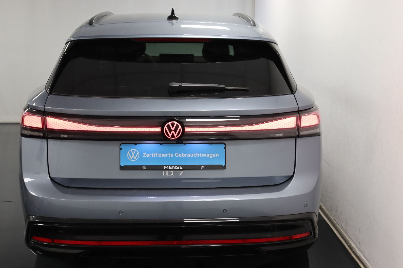 Fahrzeugabbildung Volkswagen ID.7 Tourer Pro IQ.Light|Matrix|CarPlay|h/k|AHK