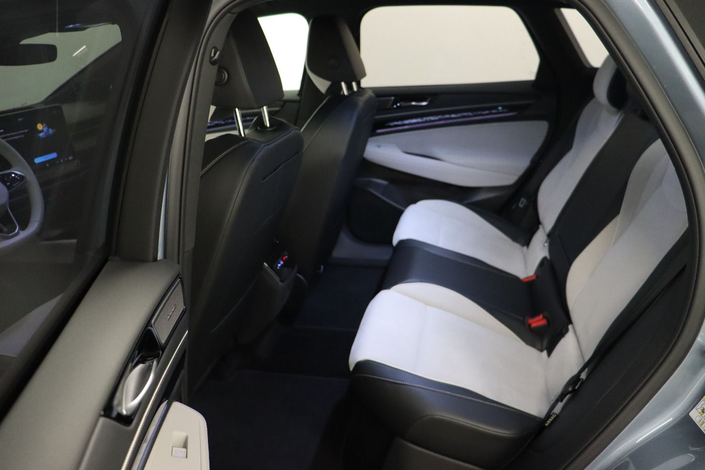 Fahrzeugabbildung Volkswagen ID.7 Tourer Pro IQ.Light|Matrix|CarPlay|h/k|AHK