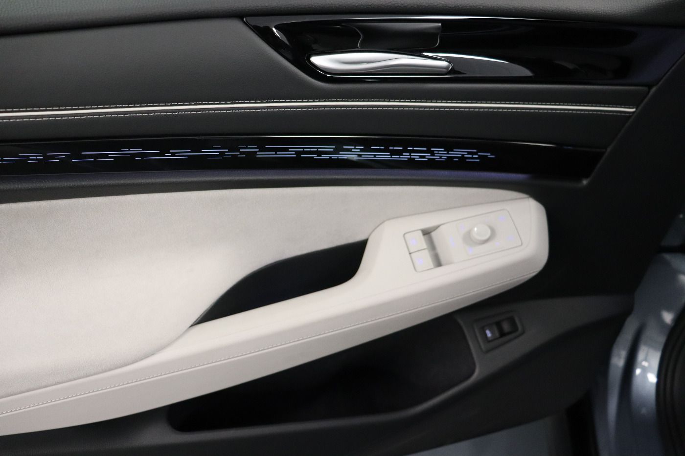 Fahrzeugabbildung Volkswagen ID.7 Tourer Pro IQ.Light|Matrix|CarPlay|h/k|AHK