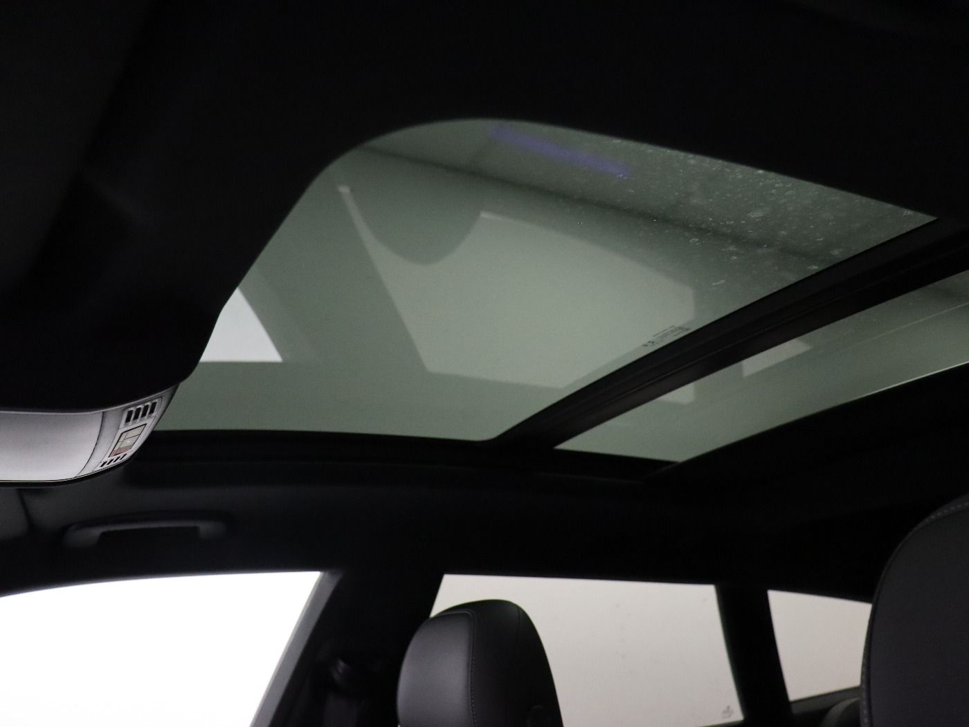 Fahrzeugabbildung Volkswagen Arteon Shooting Brake 2.0 TDI DSG R-line CarPlay