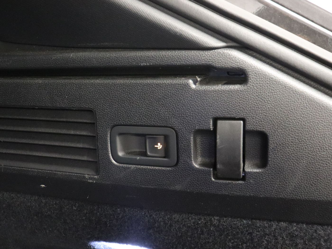 Fahrzeugabbildung Volkswagen Arteon Shooting Brake 2.0 TDI DSG R-line CarPlay