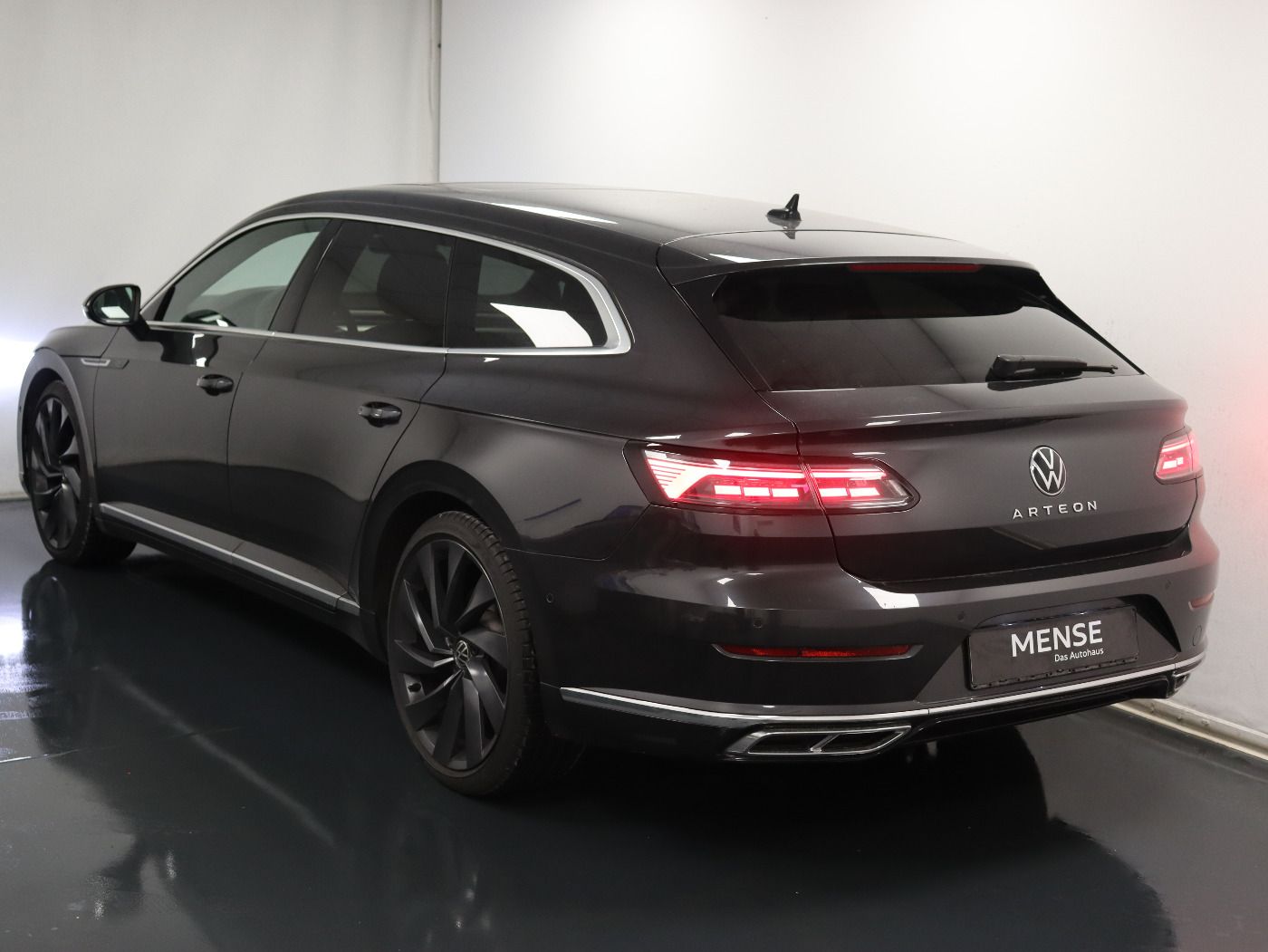 Fahrzeugabbildung Volkswagen Arteon Shooting Brake 2.0 TDI DSG R-line CarPlay