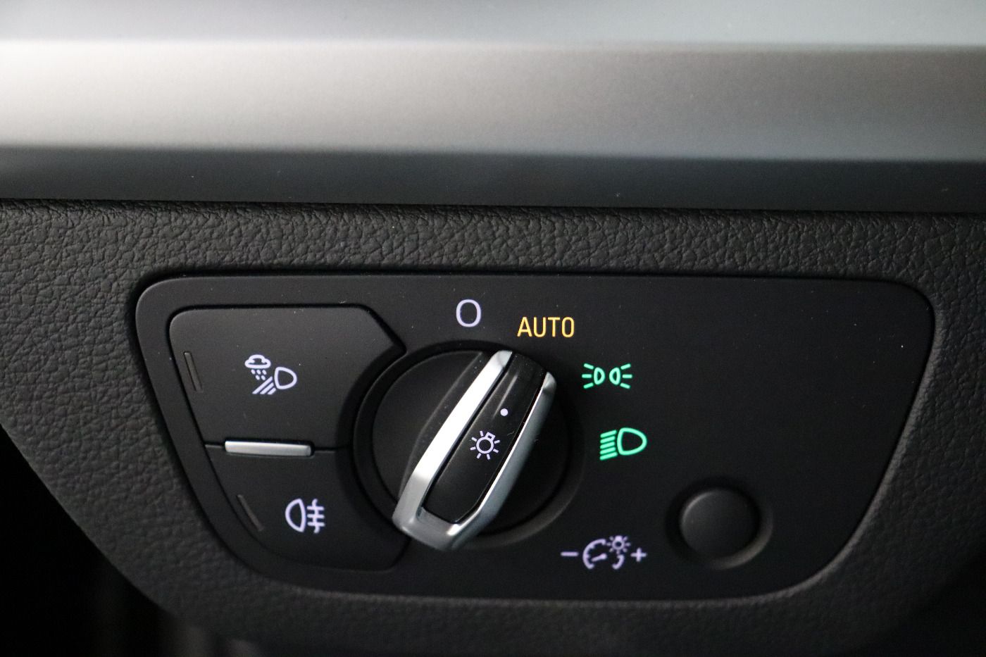 Fahrzeugabbildung Audi Q5 Sportback 45 TFSI quattro S tronic Matrix|AHK