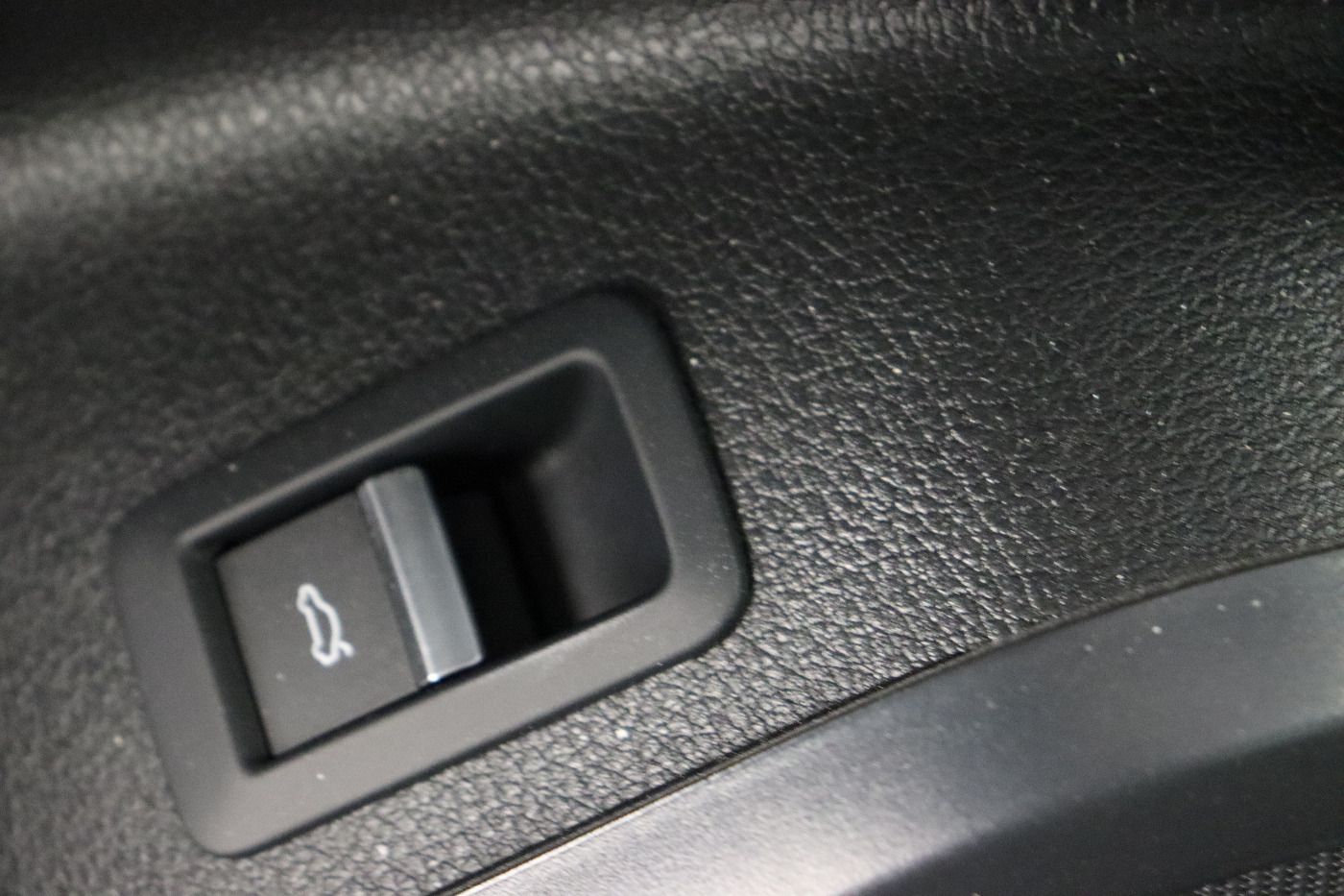 Fahrzeugabbildung Audi Q5 Sportback 45 TFSI quattro S tronic Matrix|AHK