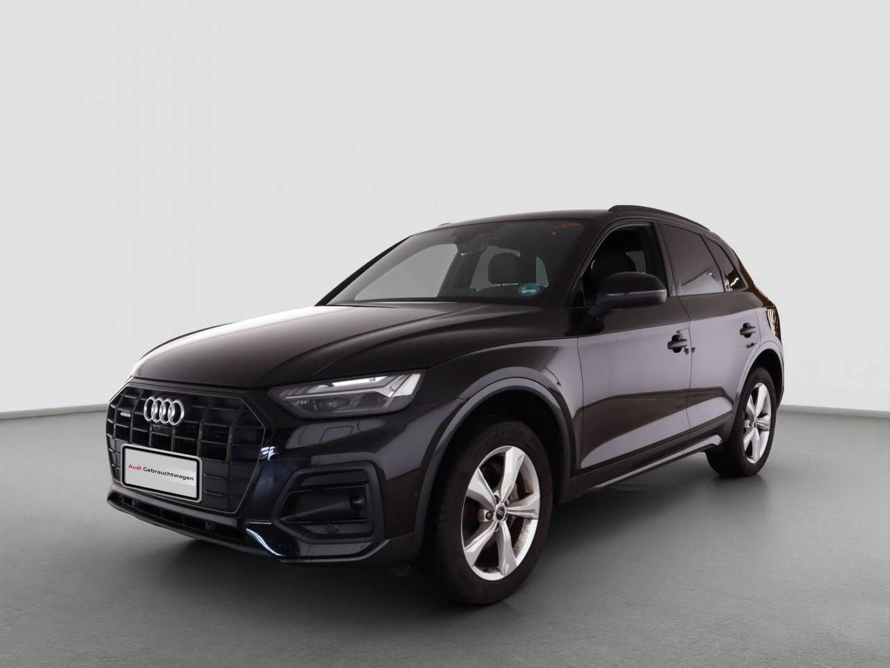 Fahrzeugabbildung Audi Q5 45 TFSI quattro S tronic advanced Matrix|AHK