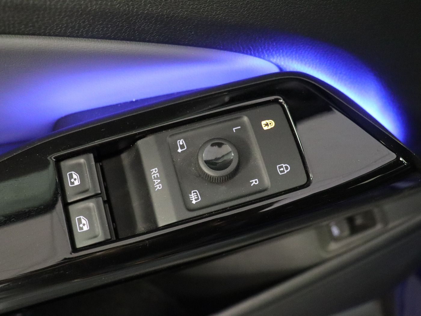 Fahrzeugabbildung Volkswagen ID.4 Pro CarPlay|AHK|ACC|LED|Navi|Akustikglas|LM