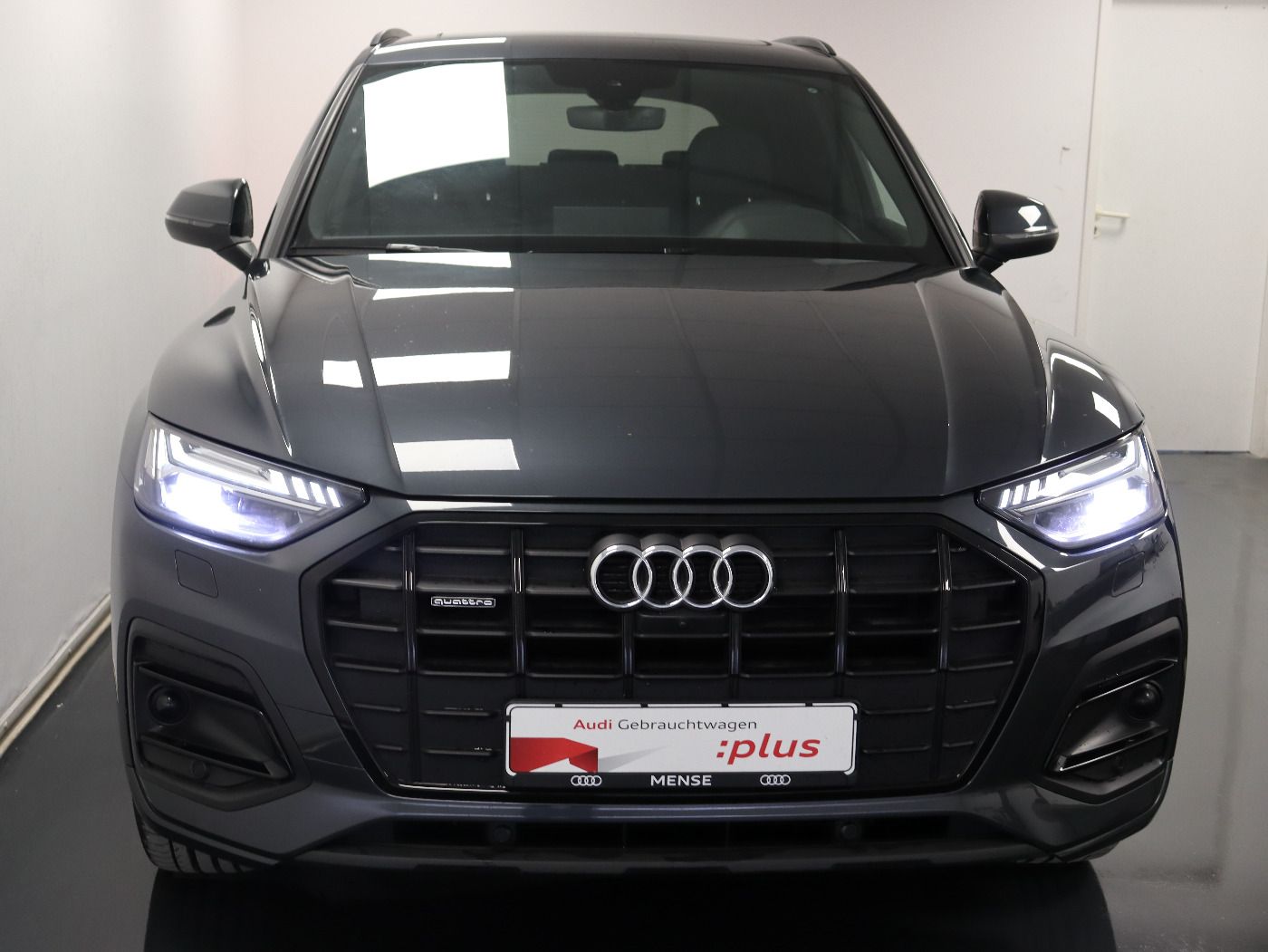 Fahrzeugabbildung Audi Q5 45 TFSI quattro S tronic advanced Matrix|AHK