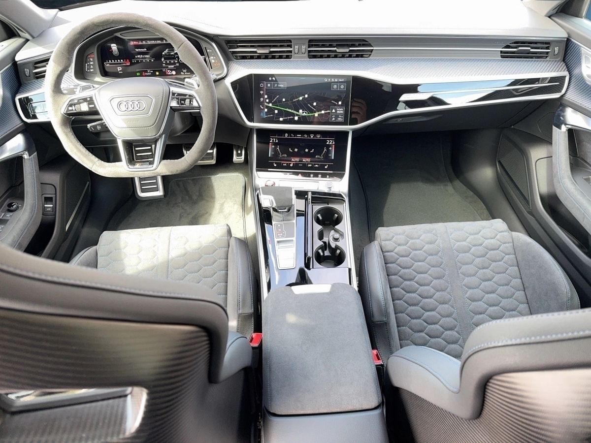 Fahrzeugabbildung Audi RS6 Avant performance Dynamik+|Schalensitze