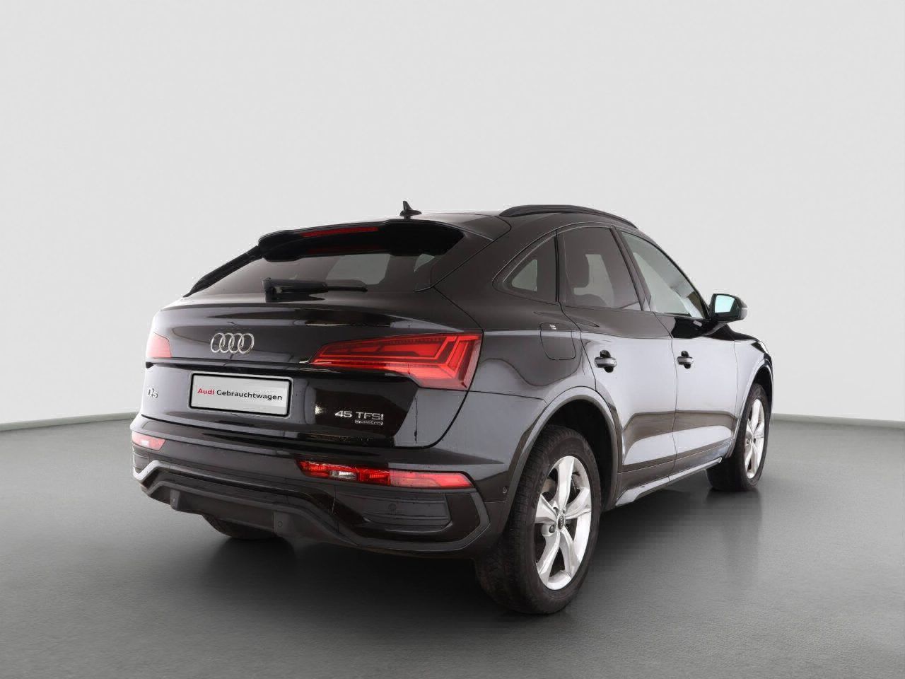 Fahrzeugabbildung Audi Q5 Sportback 45 TFSI quattro S tronic Advanced