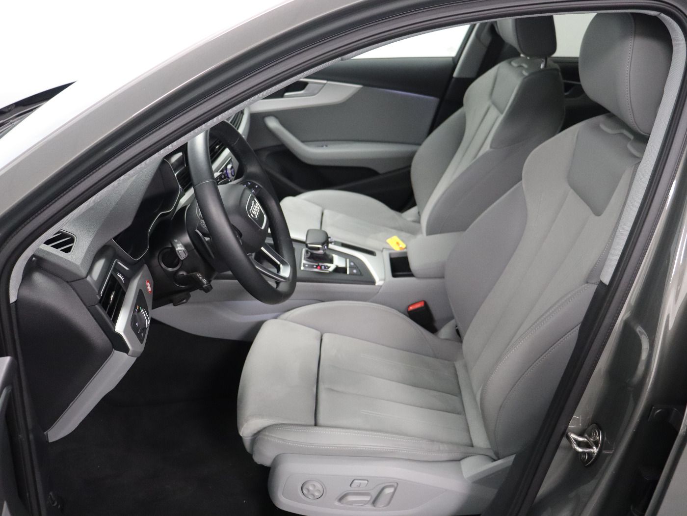 Fahrzeugabbildung Audi A4 allroad 45 TFSI quattro S tronic AHK|4xSHZG