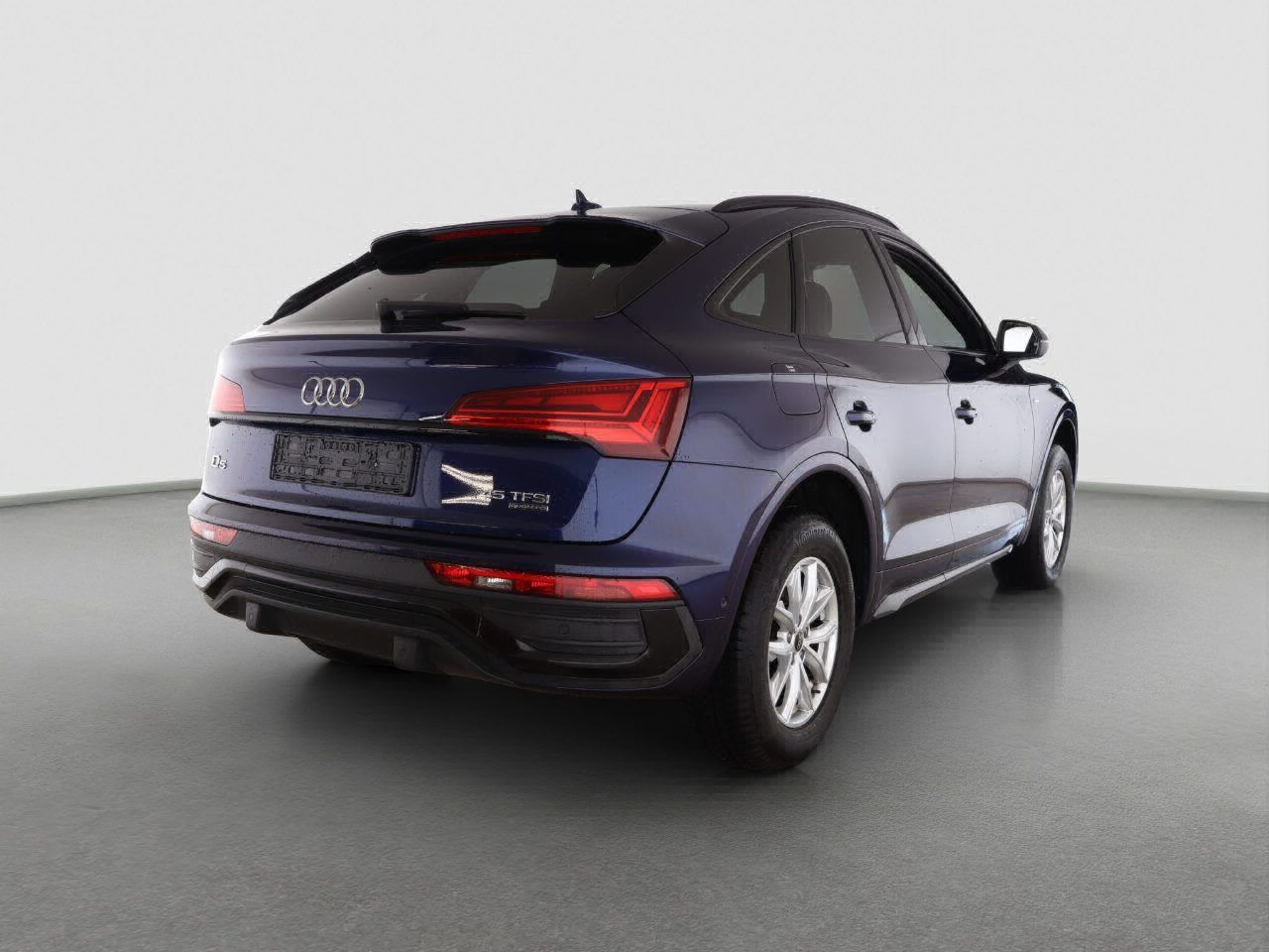 Fahrzeugabbildung Audi Q5 Sportback 45 TFSI quattro S tronic S line AHK