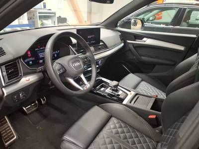 Fahrzeugabbildung Audi Q5 45 TFSI quattro S tronic S-Line Matrix|AHK|LM