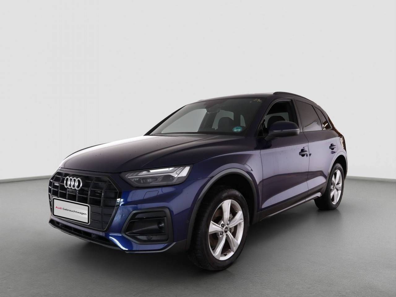 Fahrzeugabbildung Audi Q5 45 TFSI quattro S tronic advanced Matrix|AHK