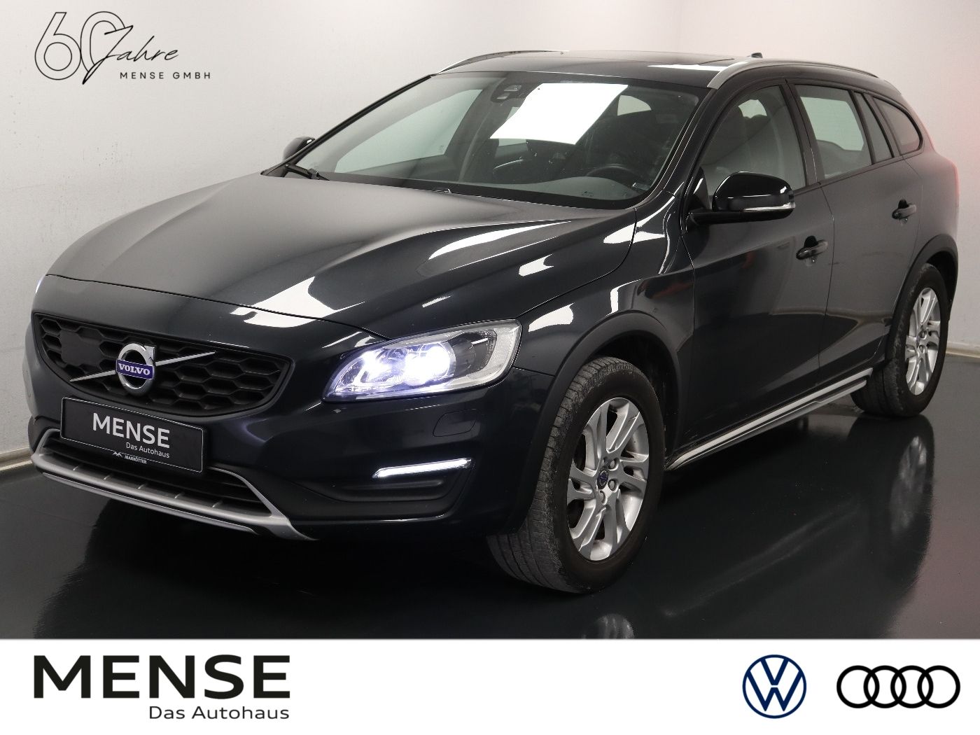 Volvo V60 Cross Country Plus D4 EU6 SD|Navi|Xenon|PDC