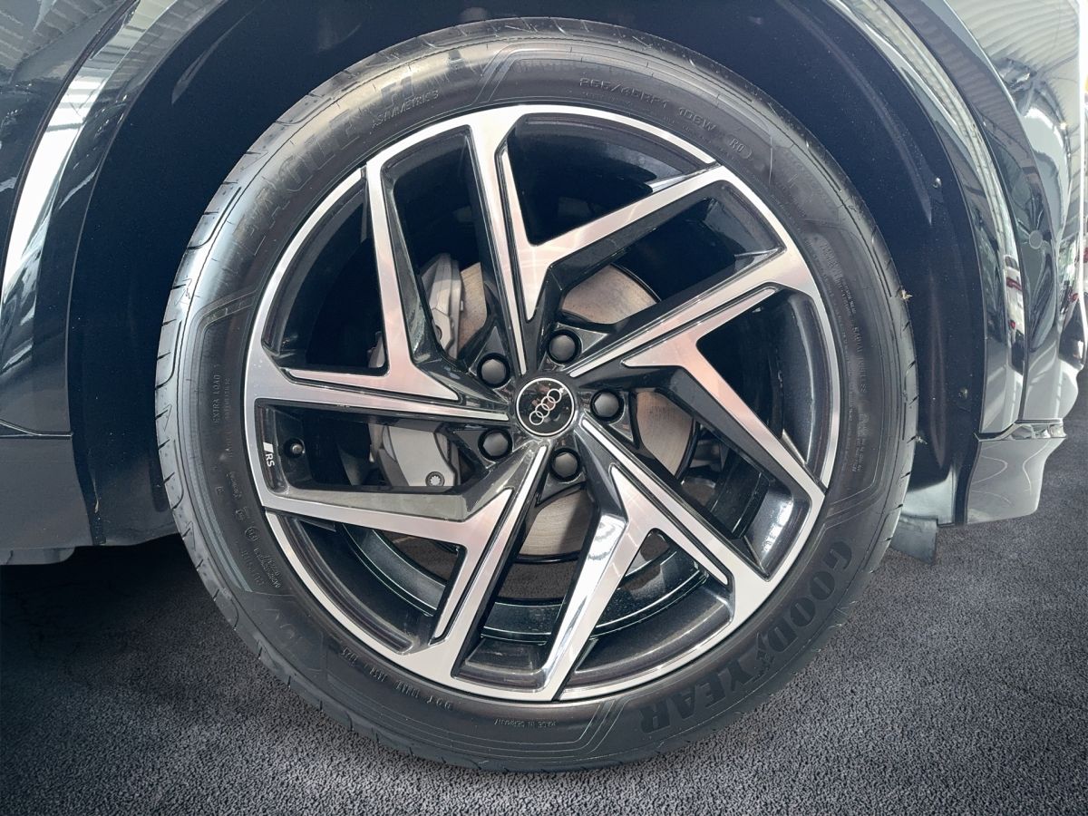 Fahrzeug autohaus mense Fahrzeugabbildung Audi Q6 Sportback e-tron quattro B&O|AHK|HUD