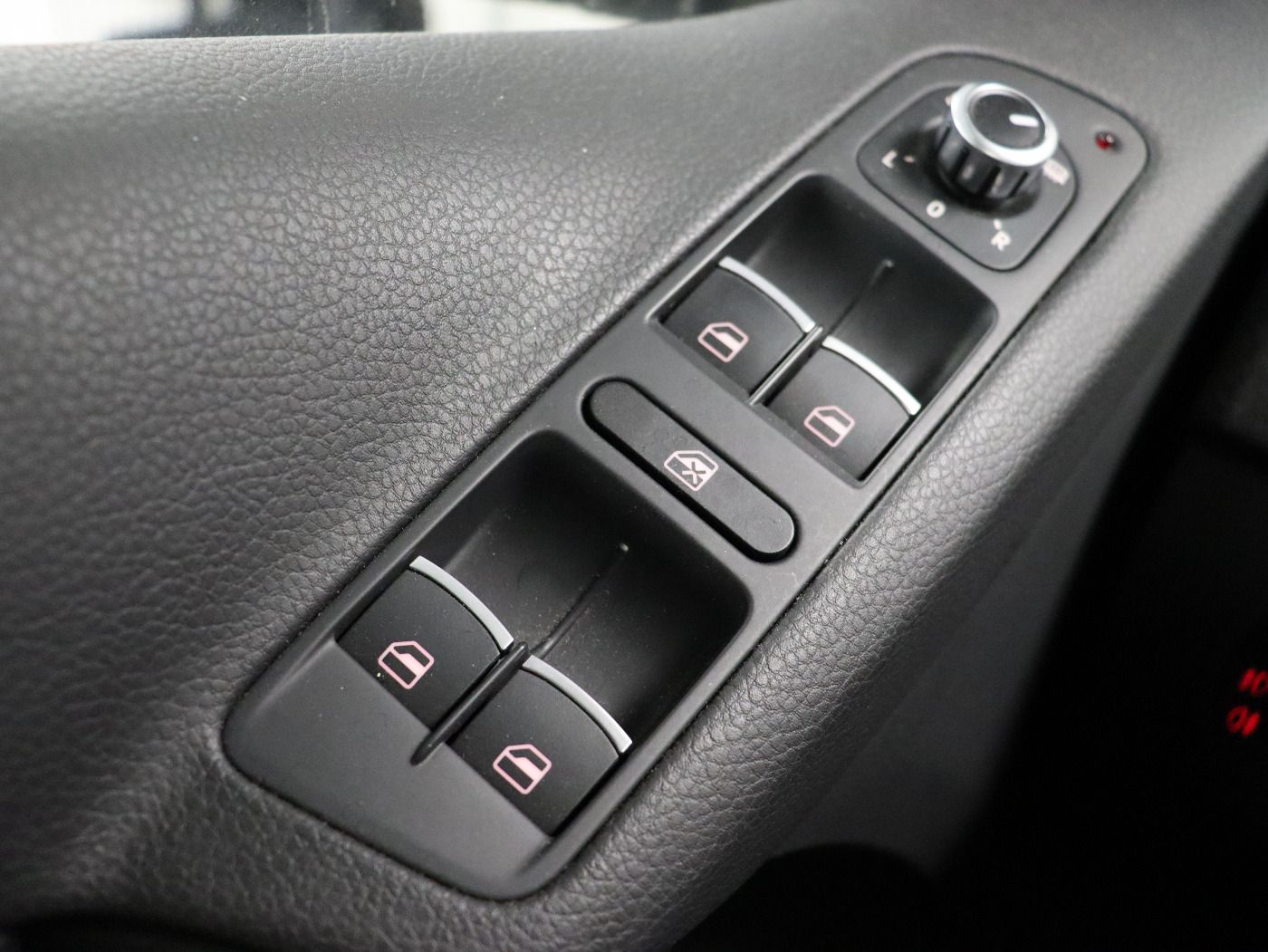 Fahrzeugabbildung Volkswagen Tiguan 2.0 TDI BMT 4Motion Sport & Style AHK|SD