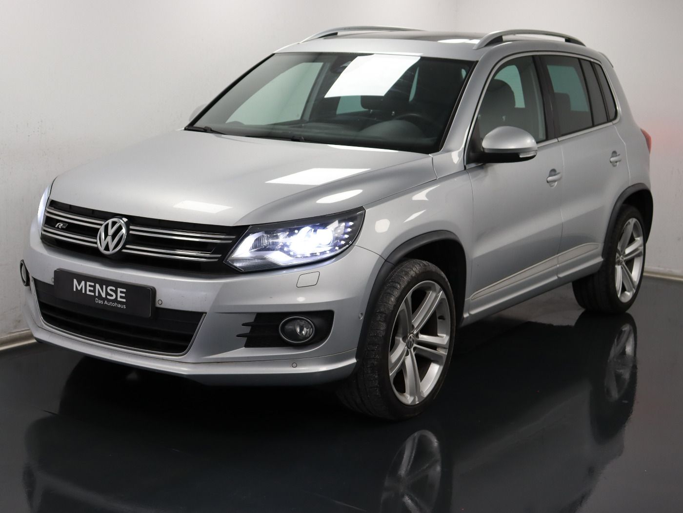 Fahrzeugabbildung Volkswagen Tiguan 2.0 TDI BMT 4Motion Sport & Style AHK|SD