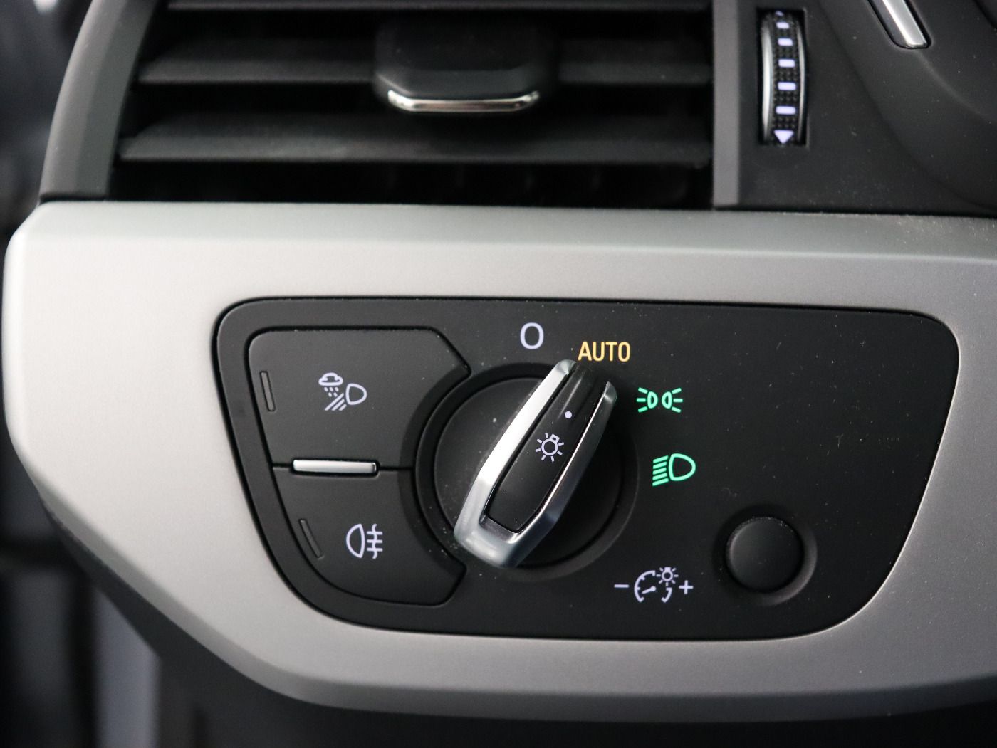 Fahrzeugabbildung Audi A5 Sportback 40 2.0 TDI (M-H) advanced CarPlay