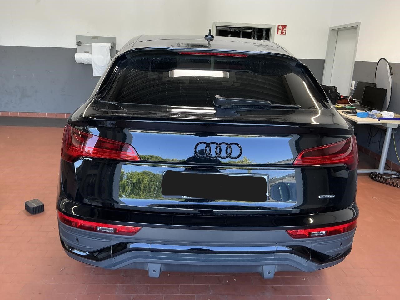 Fahrzeugabbildung Audi Q5 Sportback 55 TFSI e quattro S tronic S line M