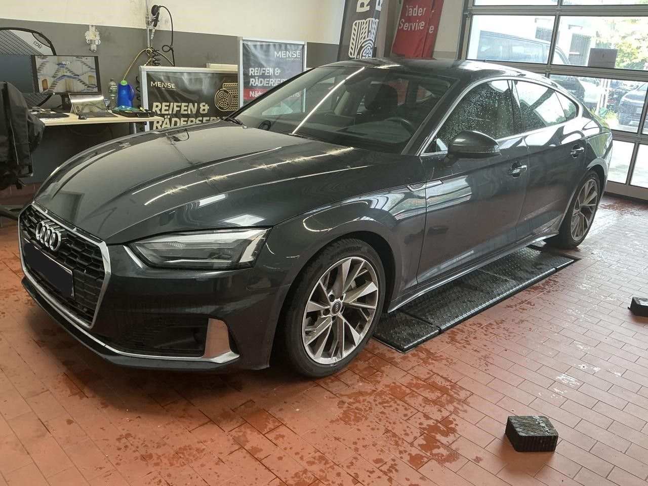 Fahrzeugabbildung Audi A5 Sportback 40 2.0 TDI (M-H) advanced B&O|HUD