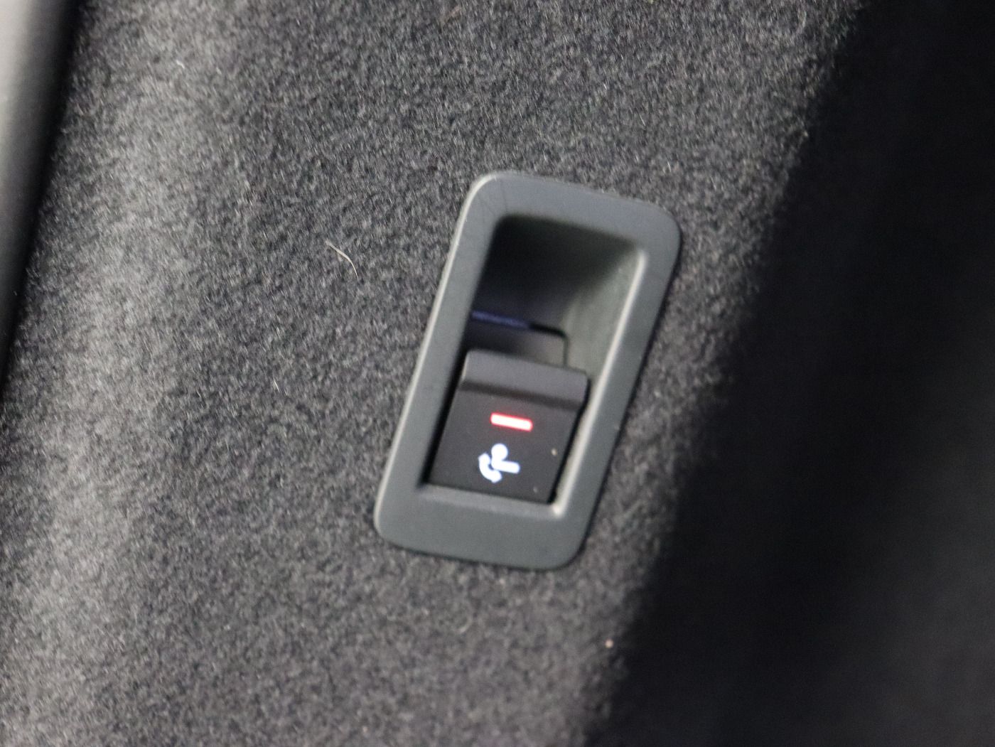 Fahrzeugabbildung Audi Q4 Sportback 40 e-tron basis Matrix|CarPlay|AHK