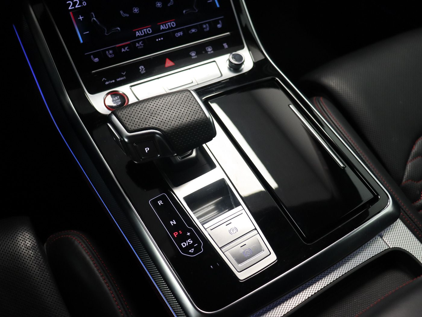 Fahrzeugabbildung Audi RS Q8 4.0 quattro TFSI Matrix|B&O|CarPlay|AHK|LM